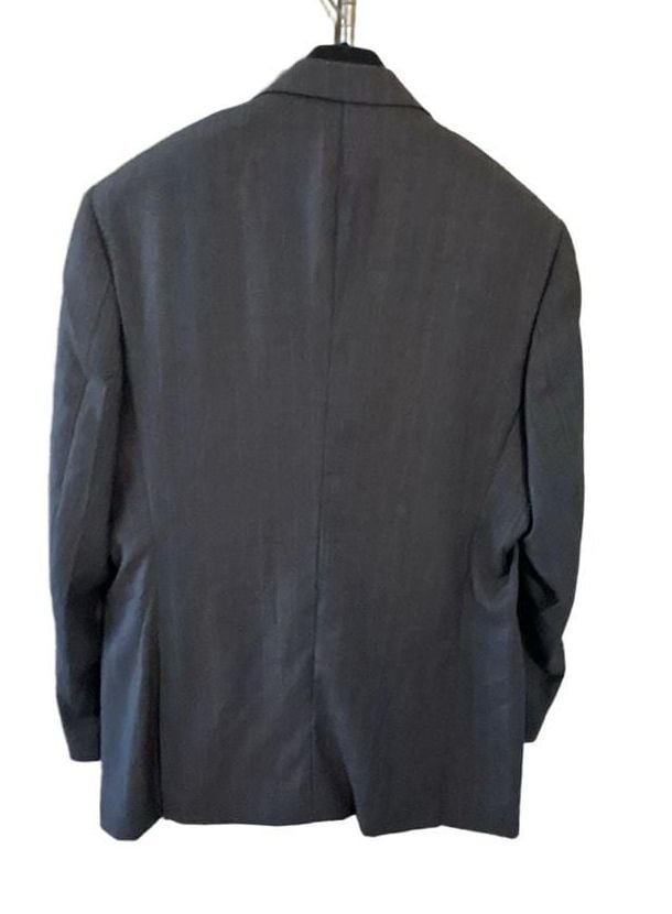 Giorgio Armani Le Collezioni Suit Size 40R Gray Pants 34x29” 11