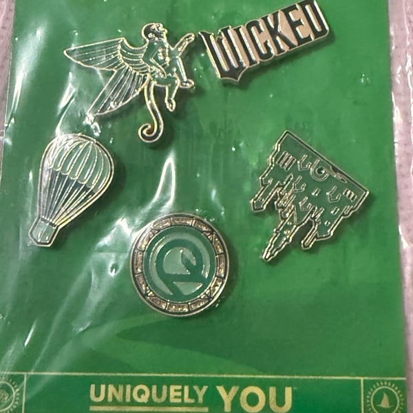 Crocs Wicked Jibbitz Charms 5 Pack Glinda Elphaba Emerald City NWT