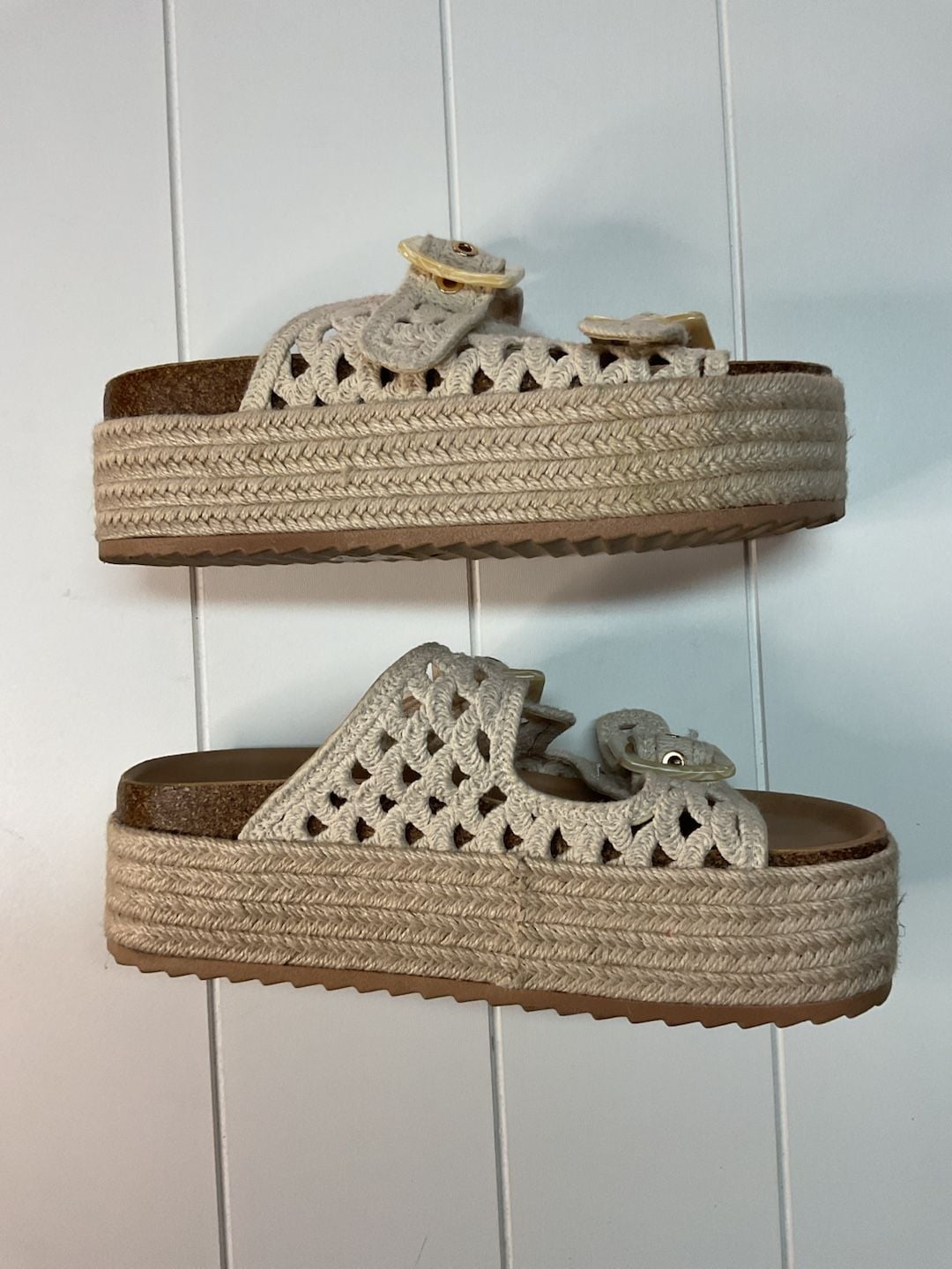 Product thumbnail 6