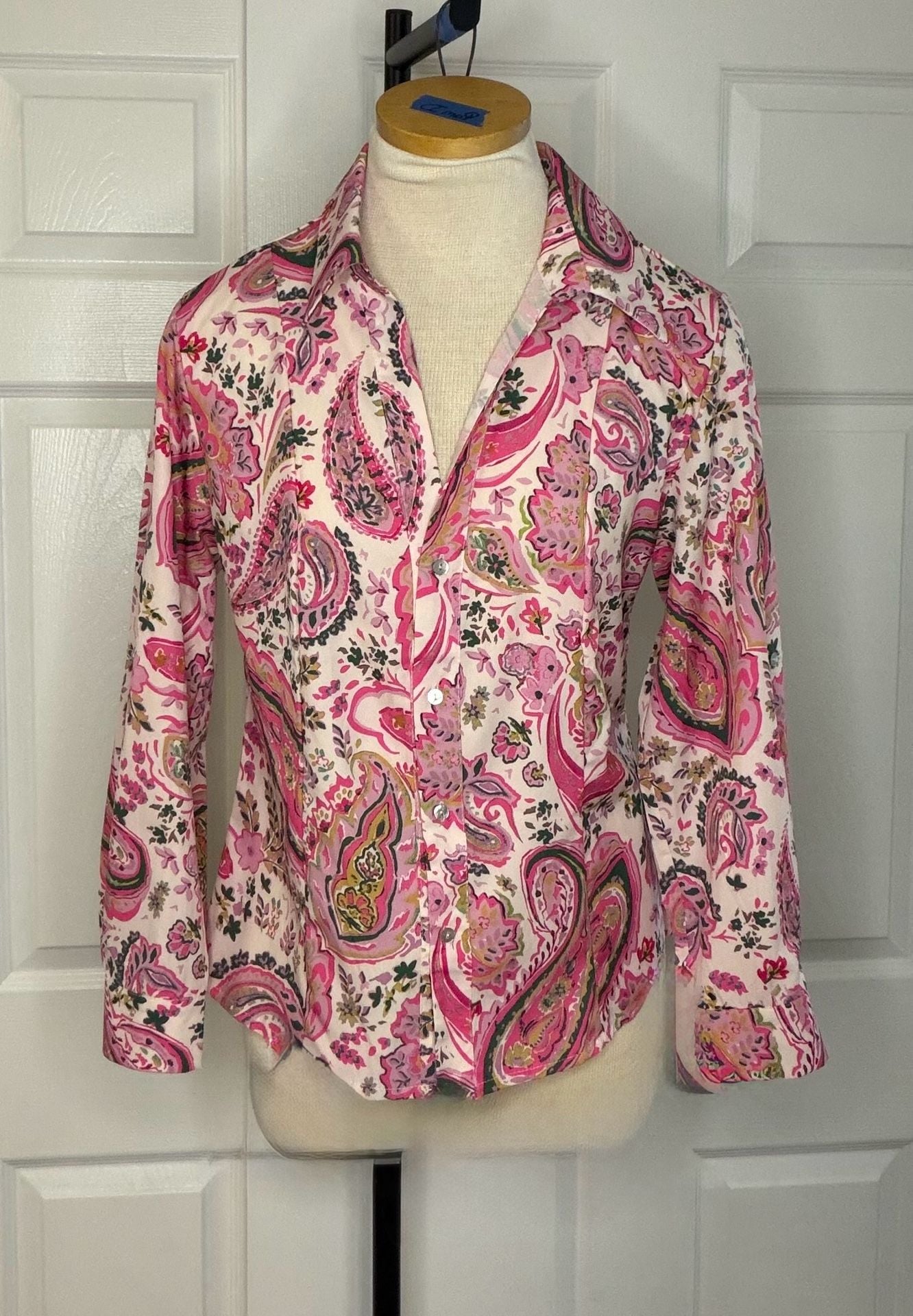 063-Sunday Up Button Down Shirt Size S Pink Green Paisley Print Blouse 2