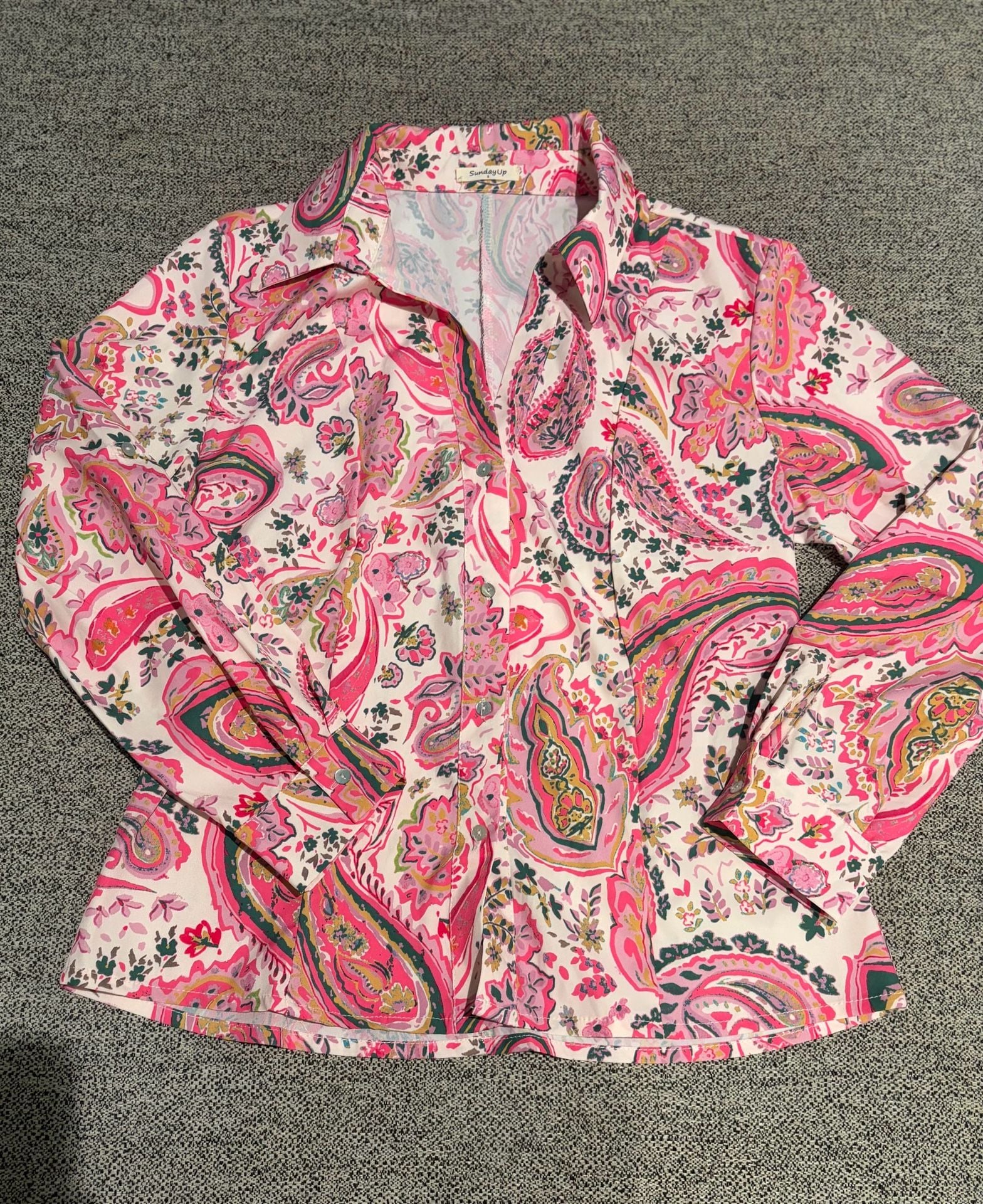063-Sunday Up Button Down Shirt Size S Pink Green Paisley Print Blouse 7