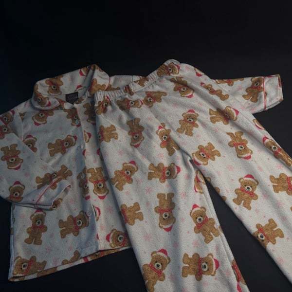 PJ's & Presents Christmas Pajama Set Size 5/6 Fleece Teddy Bear Santa Hat