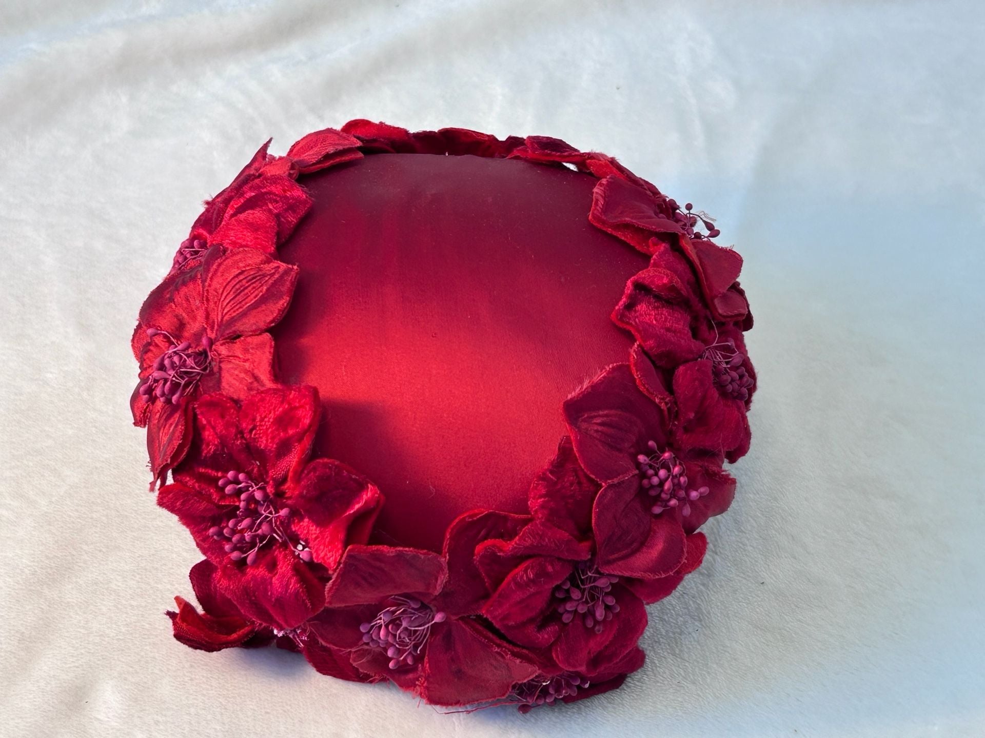 Vintage 1960s Red Satin Hat Velvet Flowers Fascinator 7