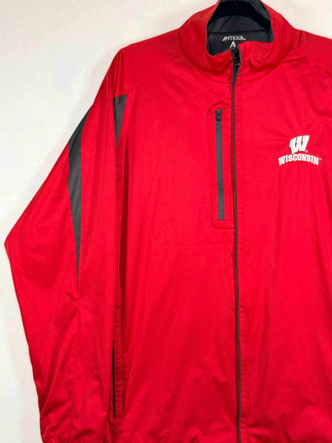 Antigua Wisconsin Badgers Full Zip Windbreaker Jacket Red Men’s Large 3