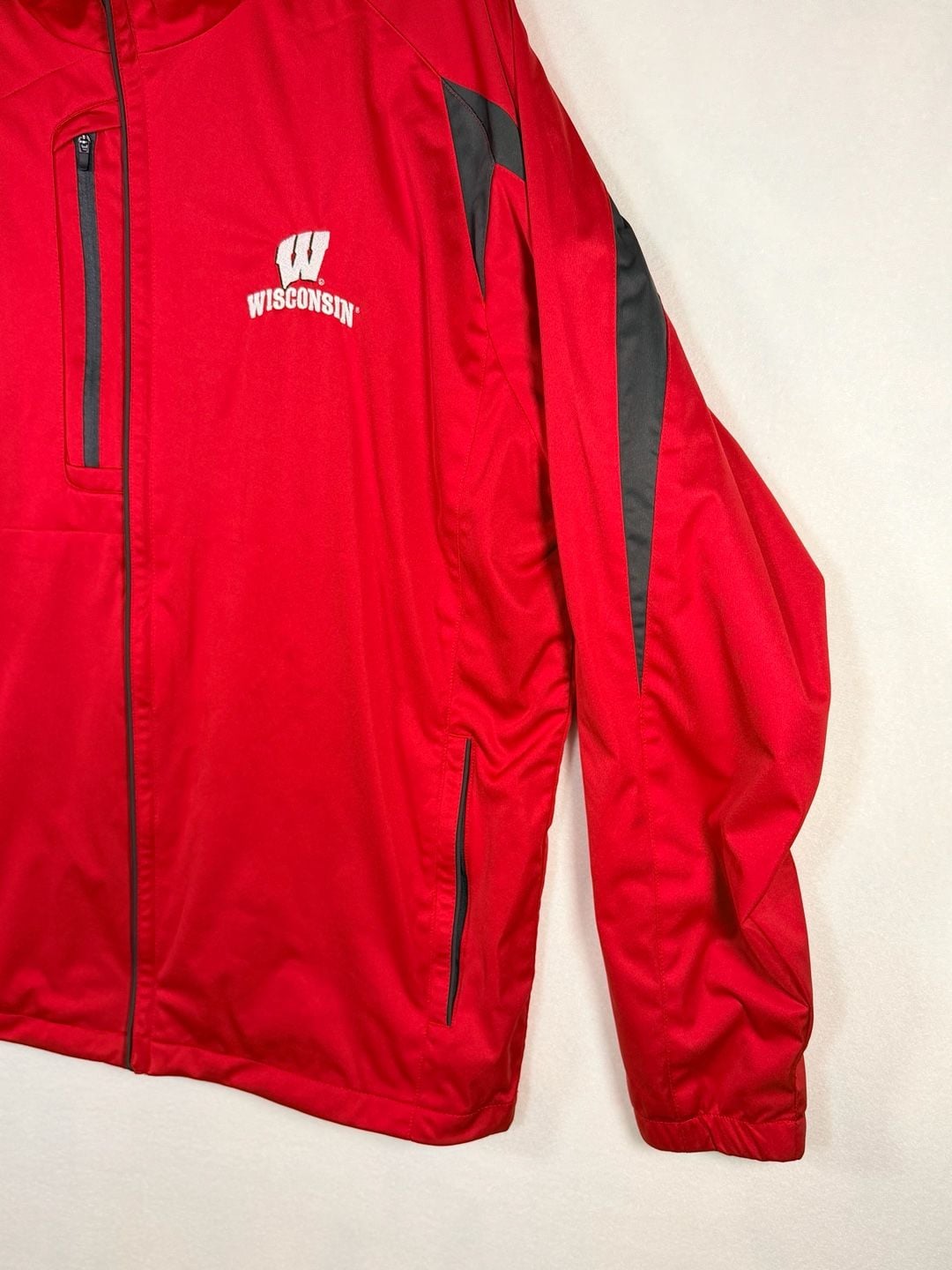 Antigua Wisconsin Badgers Full Zip Windbreaker Jacket Red Men’s Large 4