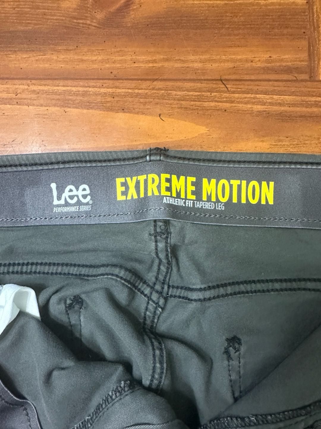 Lee Extreme Motion Athletic Fit gray 5