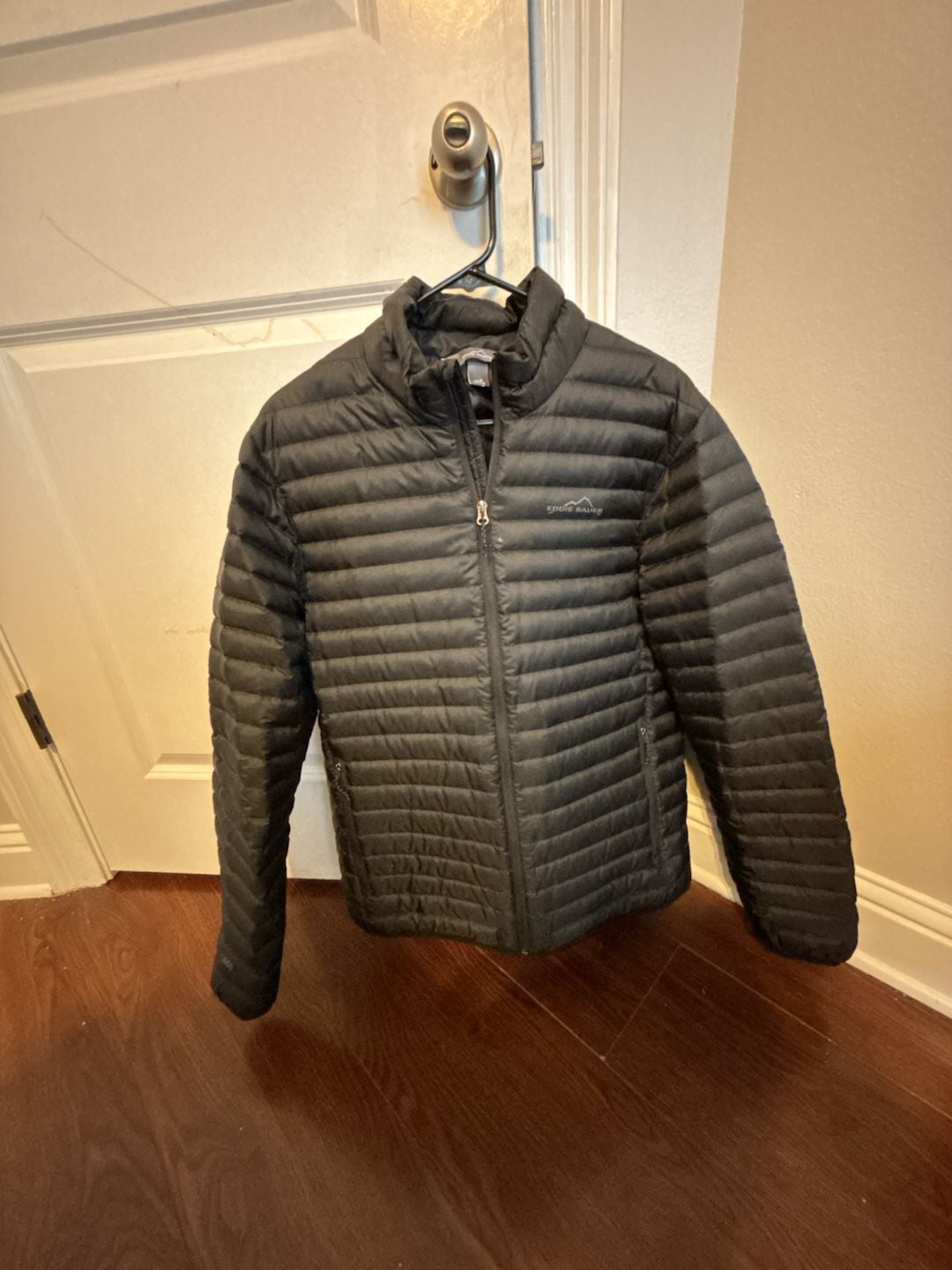 Eddie Bauer 650 Down Puffer Jacket Size M Black Full-Zip 2