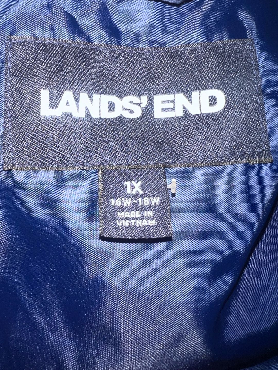 Women’s Lands' End Puffer Vest Size 1X Navy Blue Quilted Full Zip Stand Collar 4