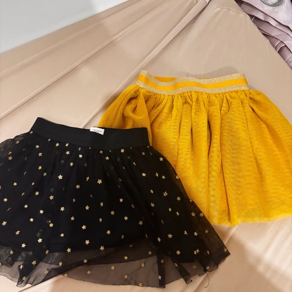 H&M And Okie Dokie Girls Skirt Lot Size 2T And 4T
