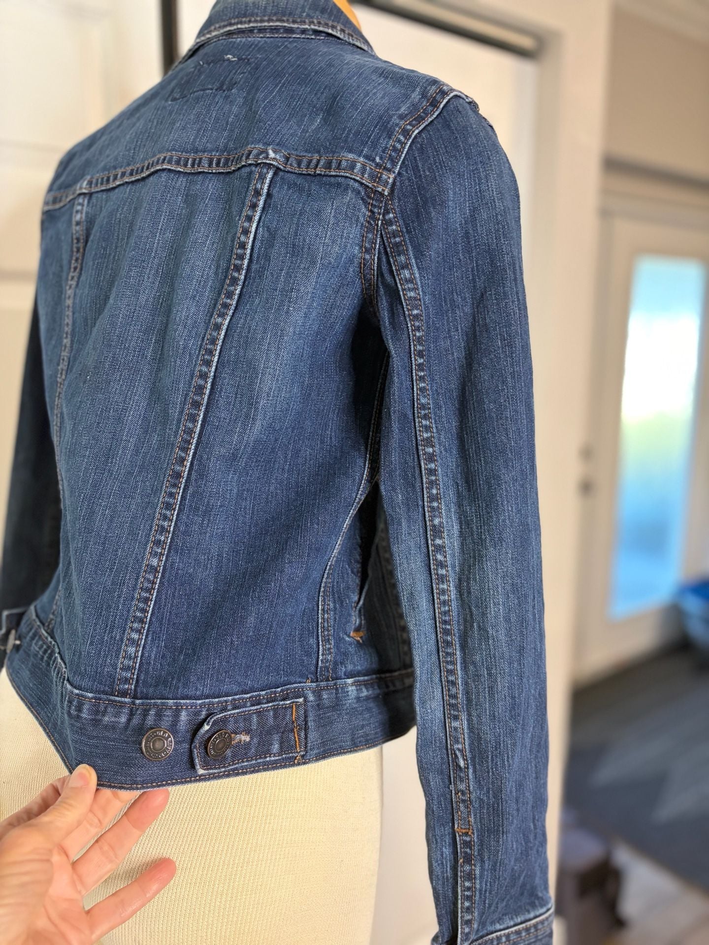 007-Old Navy Denim Jacket Size S Pit to Pit 17” length 20” 6