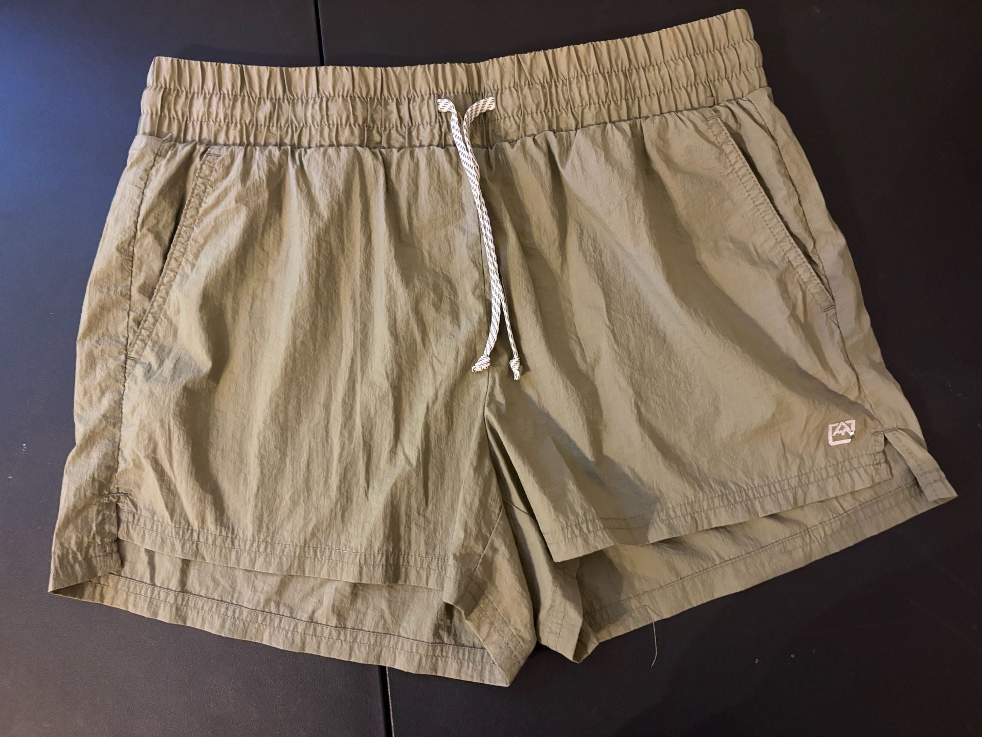 Avalanche Nylon Active Shorts Size M Olive Green Drawstring Casual 2