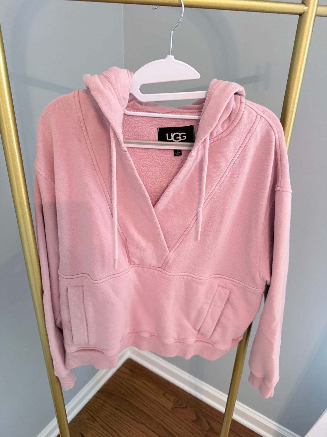 UGG Adryann Hoodie Size M Pink Fleece Pullover Sweatshirt 4