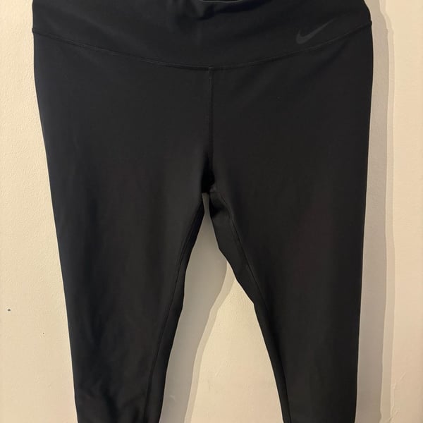 Nike Womens Black Power Legend Cropped Compression Leggings Size XS L67739