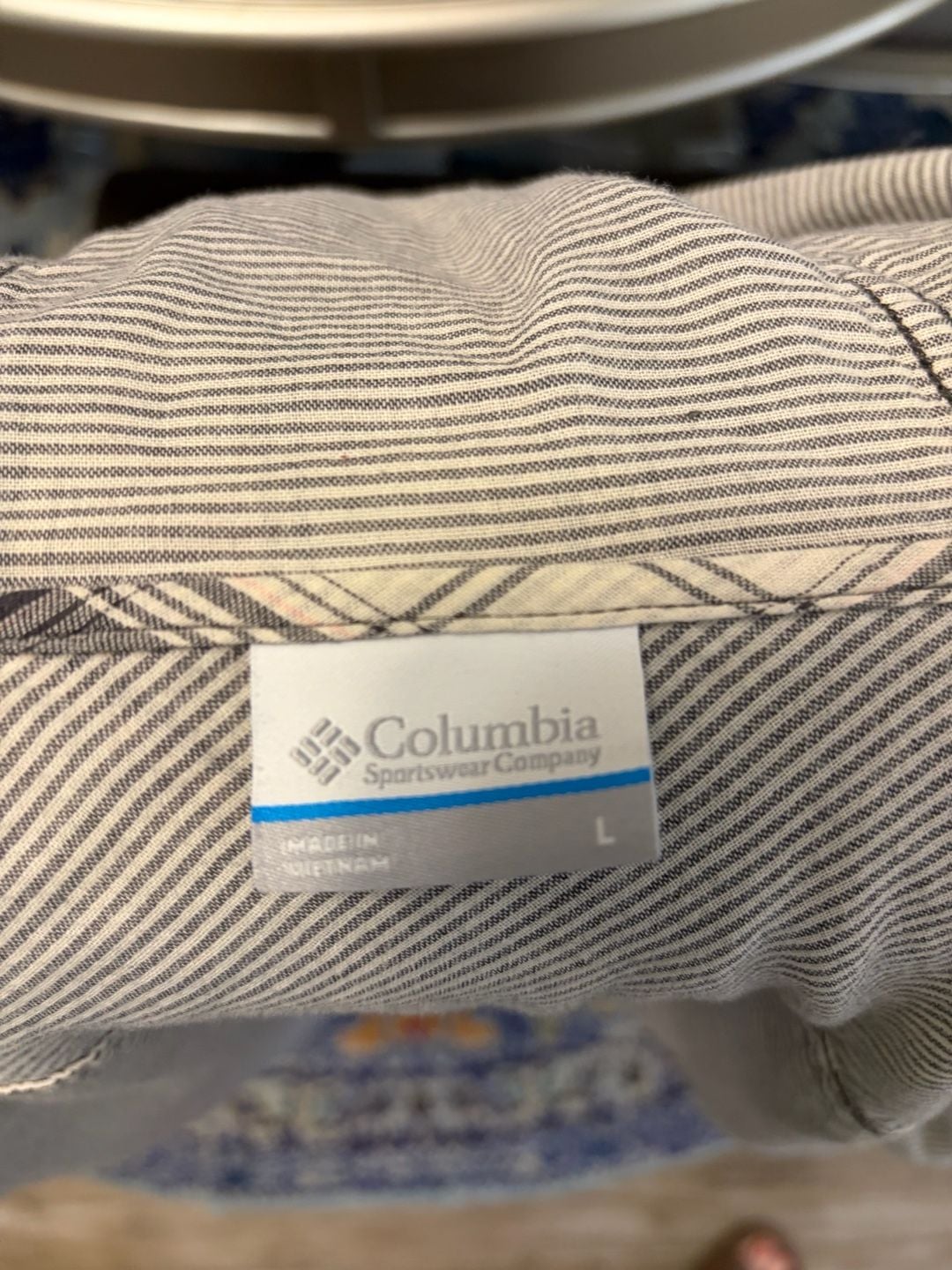 065-Columbia Sportswear Company Plaid Hooded Flannel Shirt Size L Gray White 4