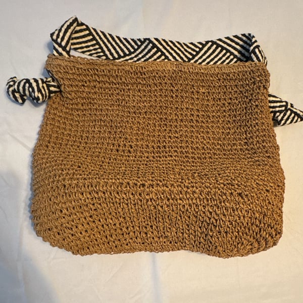Malibu Raffia Shoulder Bag Woven Straw Hobo Handbag Black White Strap