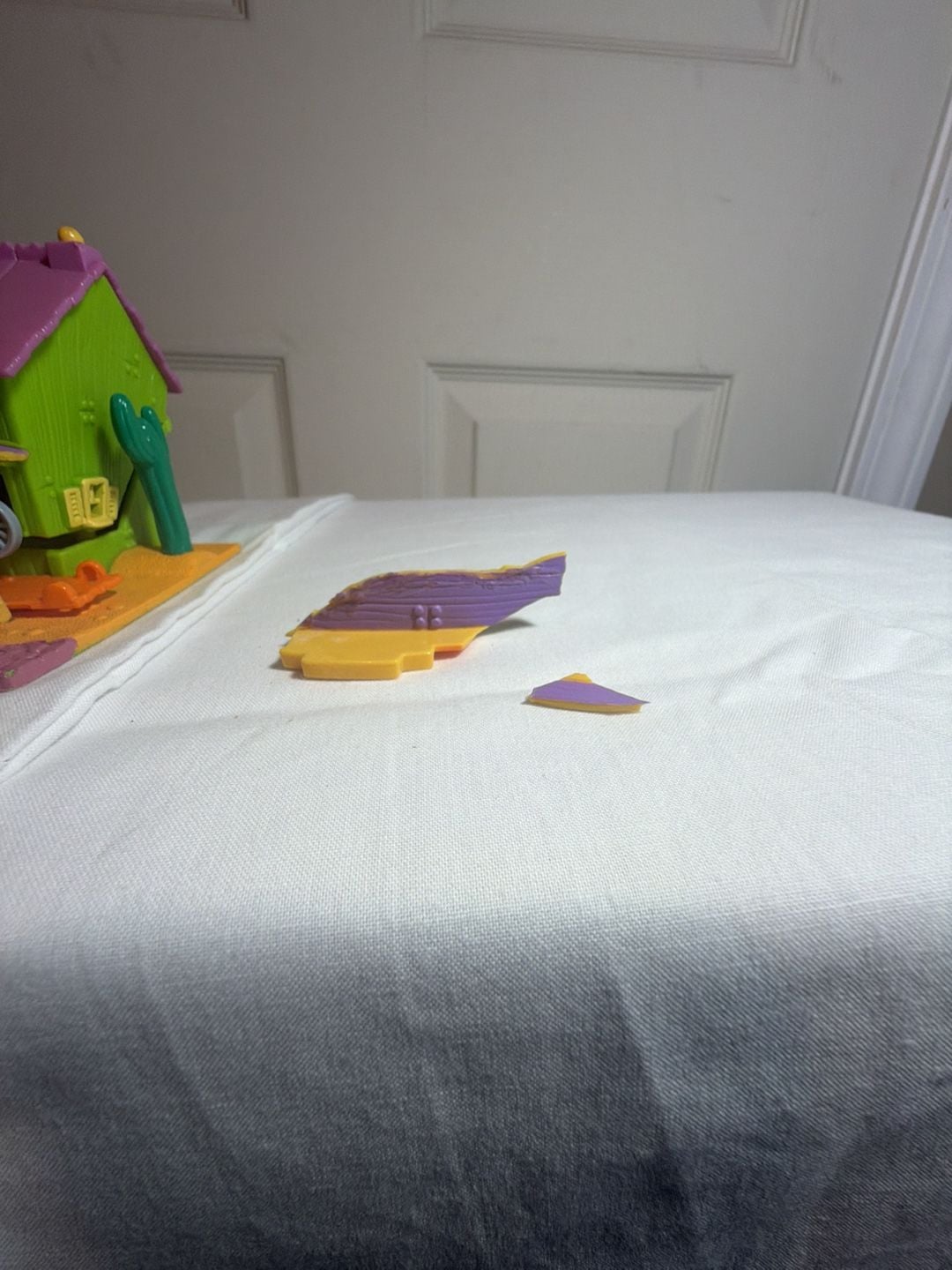 Polly Pocket 1994 Animal Wonderland Horse House Play Set 8