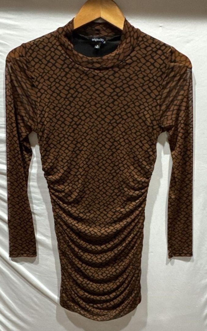 Originality Brown Snake Print Long Sleeve Mock Neck Ruched Mini Dress
O890 2