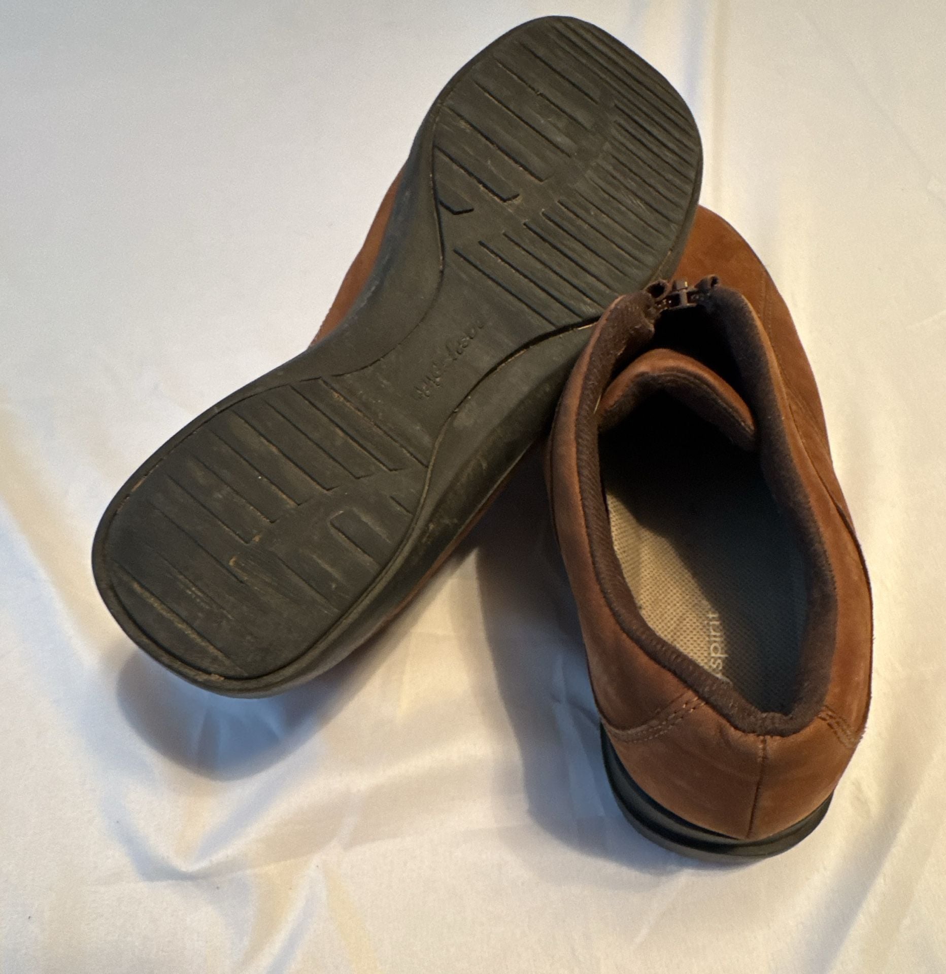 Easy Spirit Shoes Size 10M Brown Suede Front Zip 5