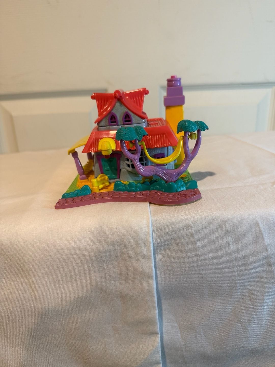 Polly Pocket 1994 Light Up Kitty House Playset Animal Wonderland 1