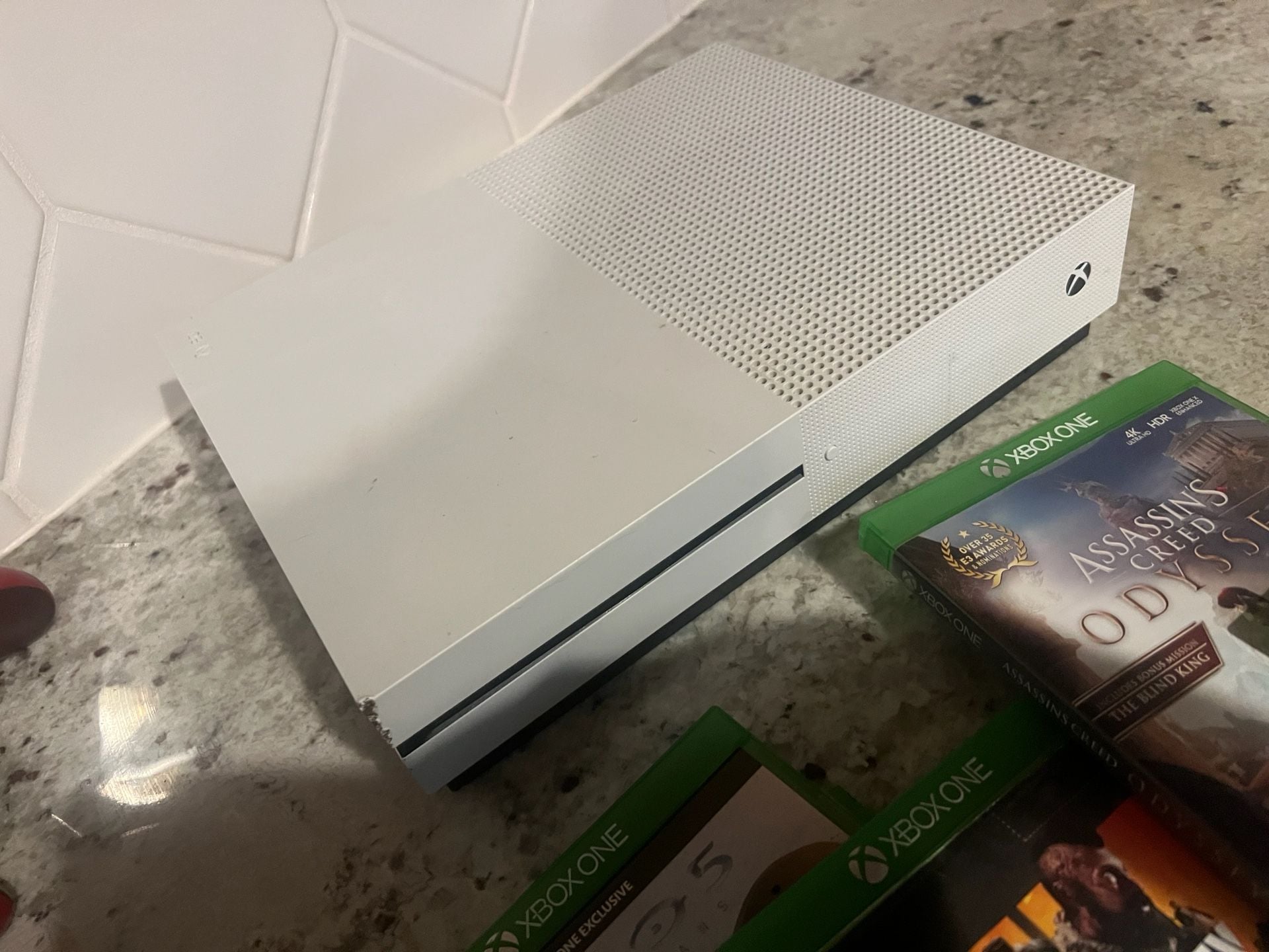 Microsoft Xbox One S Console White With Two Controllers And Games 4