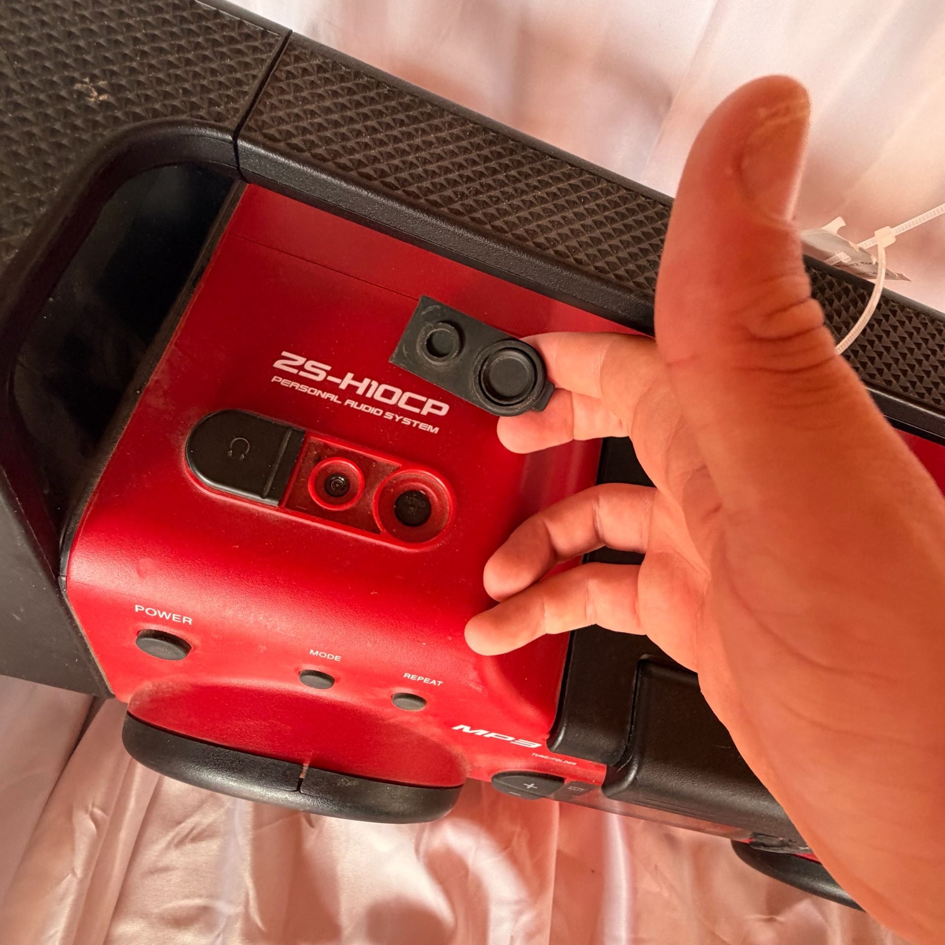 2 Set Sony ZS-H10CP Personal Audio System Boombox Red MP3 CD 10