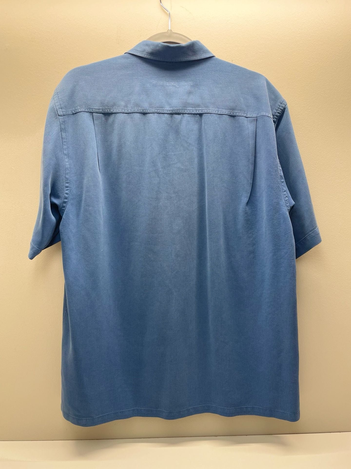 Tommy Bahama Camp Shirt Blue Silk Short Sleeve Button Up 3