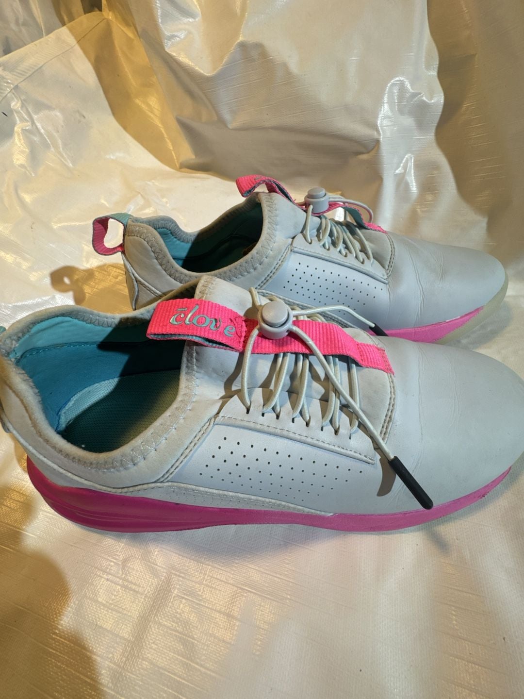 Pair of Clove Classic Lavender and Light Blue Nursing Shoes Sneakers W 10.5 GUC  14