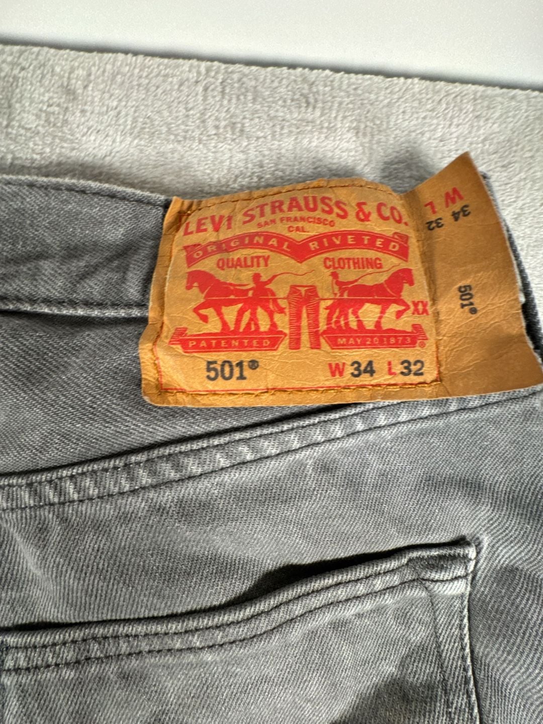 Levi's 501 W34 L32 Gray Denim Jeans Button Fly 7