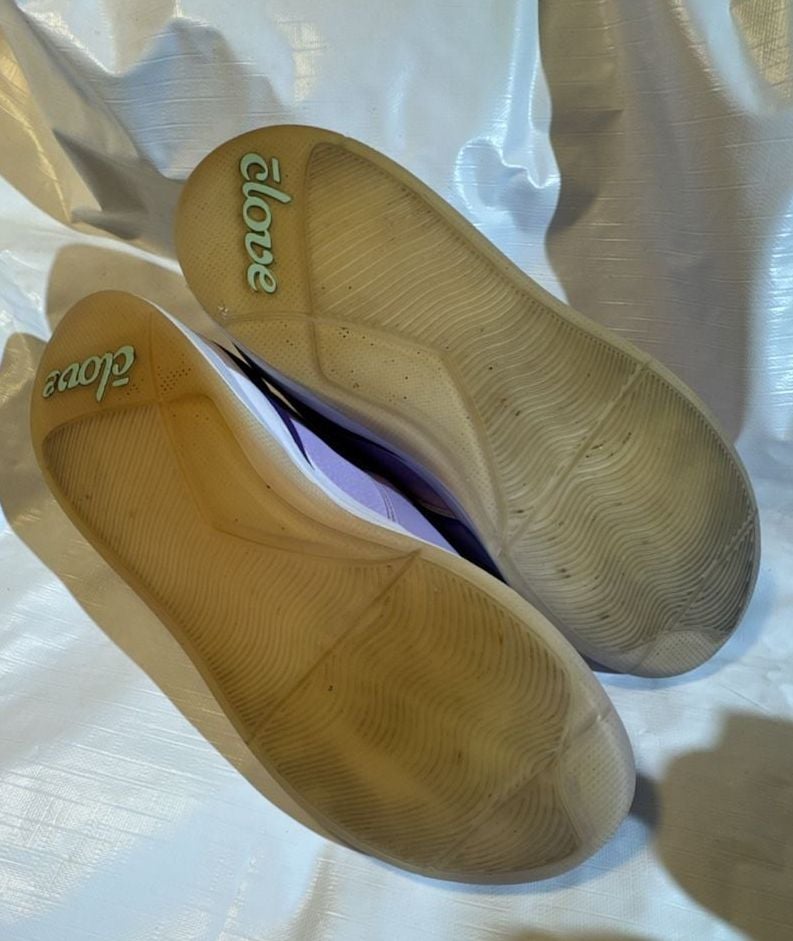 Pair of Clove Classic Lavender and Light Blue Nursing Shoes Sneakers W 10.5 GUC  8