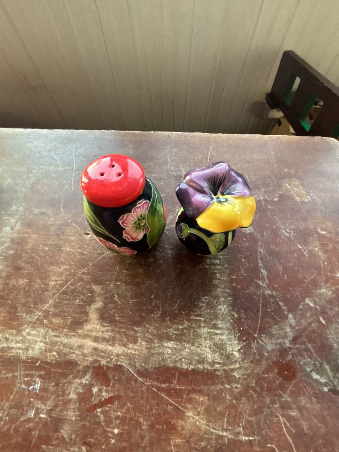 Blue Sky 2004 Floral Ceramic Salt And Pepper Shakers Set 2