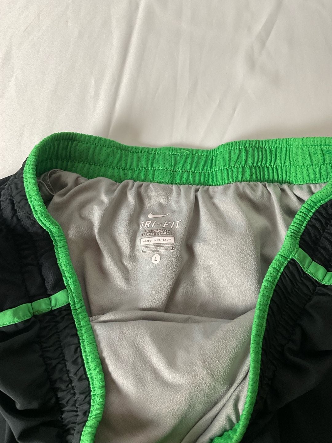 Nike Tempo Running Shorts Size L Black 3