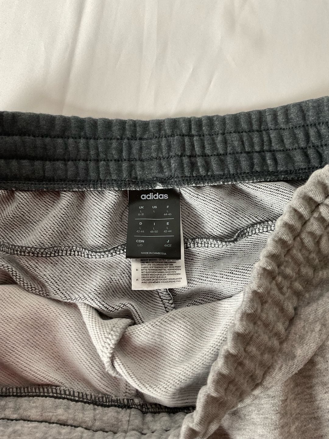 Adidas Shorts Size L Grey Pink Logo 3