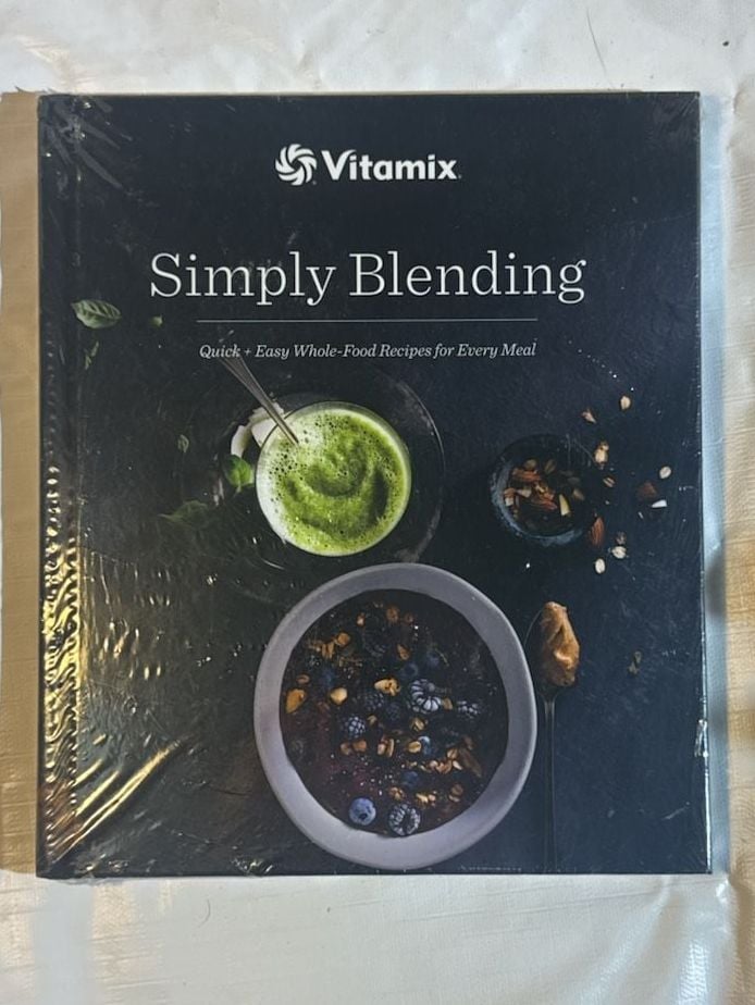 Vitamix Simply Blending Recipe Book New sealed 1