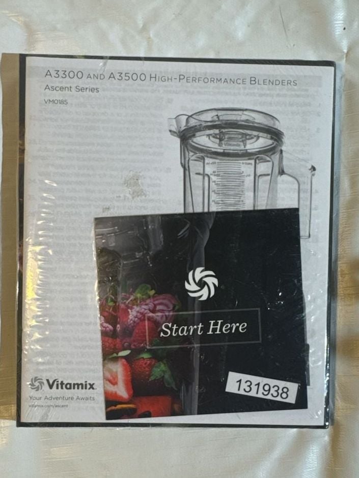 Vitamix Simply Blending Recipe Book New sealed 2