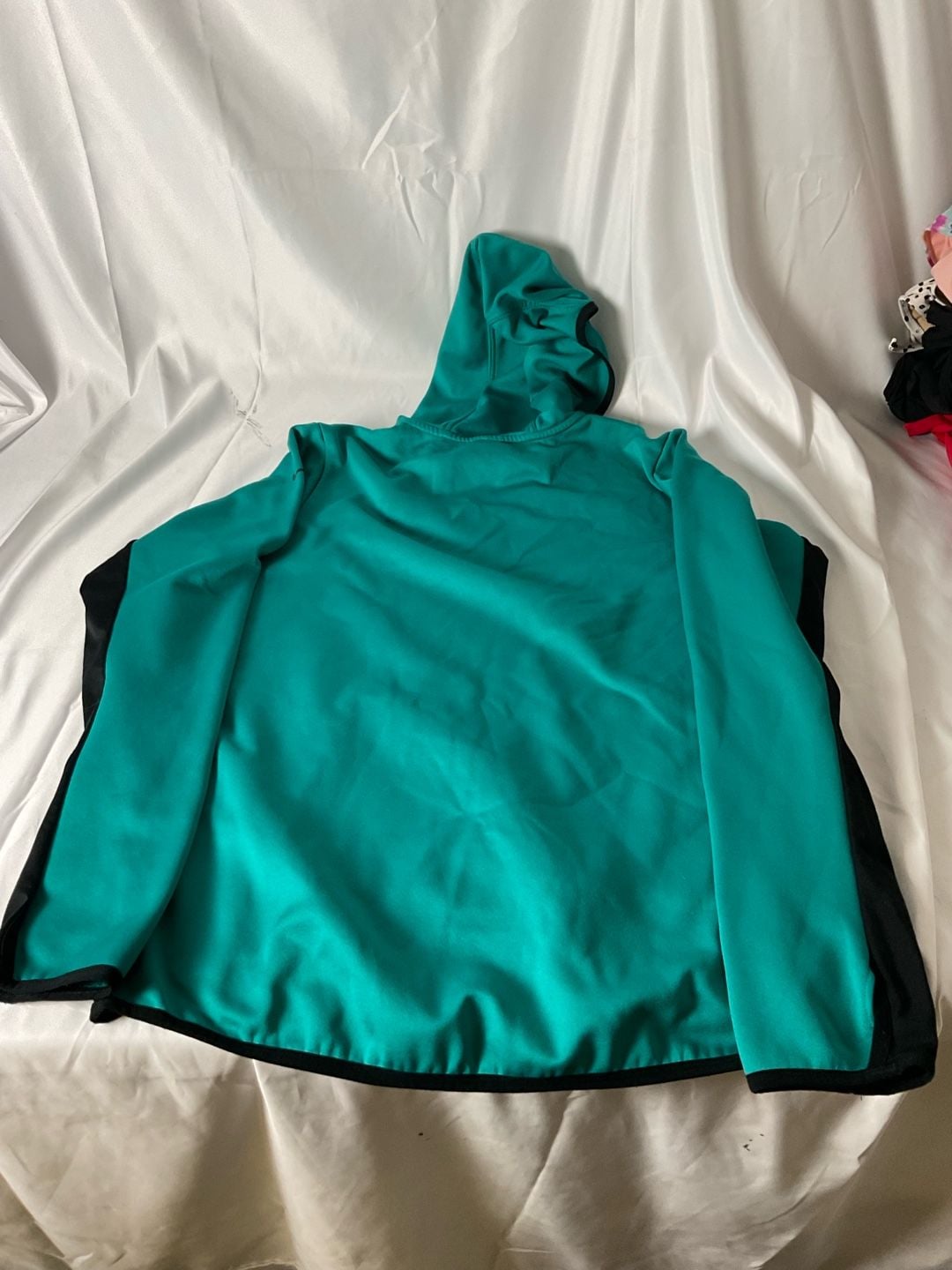Nike Therma-Fit Hoodie Size XL 4