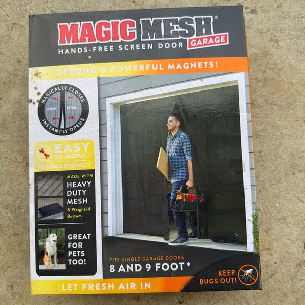 Magic Mesh Garage Hands-Free Screen Door Fits 8 And 9 Foot