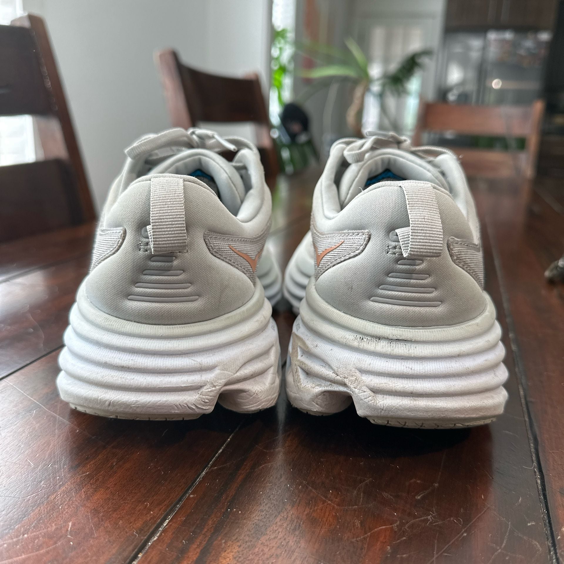 Hoka Bondi 8 Wide Gray Running Sneakers Size 8.5 Womens 4