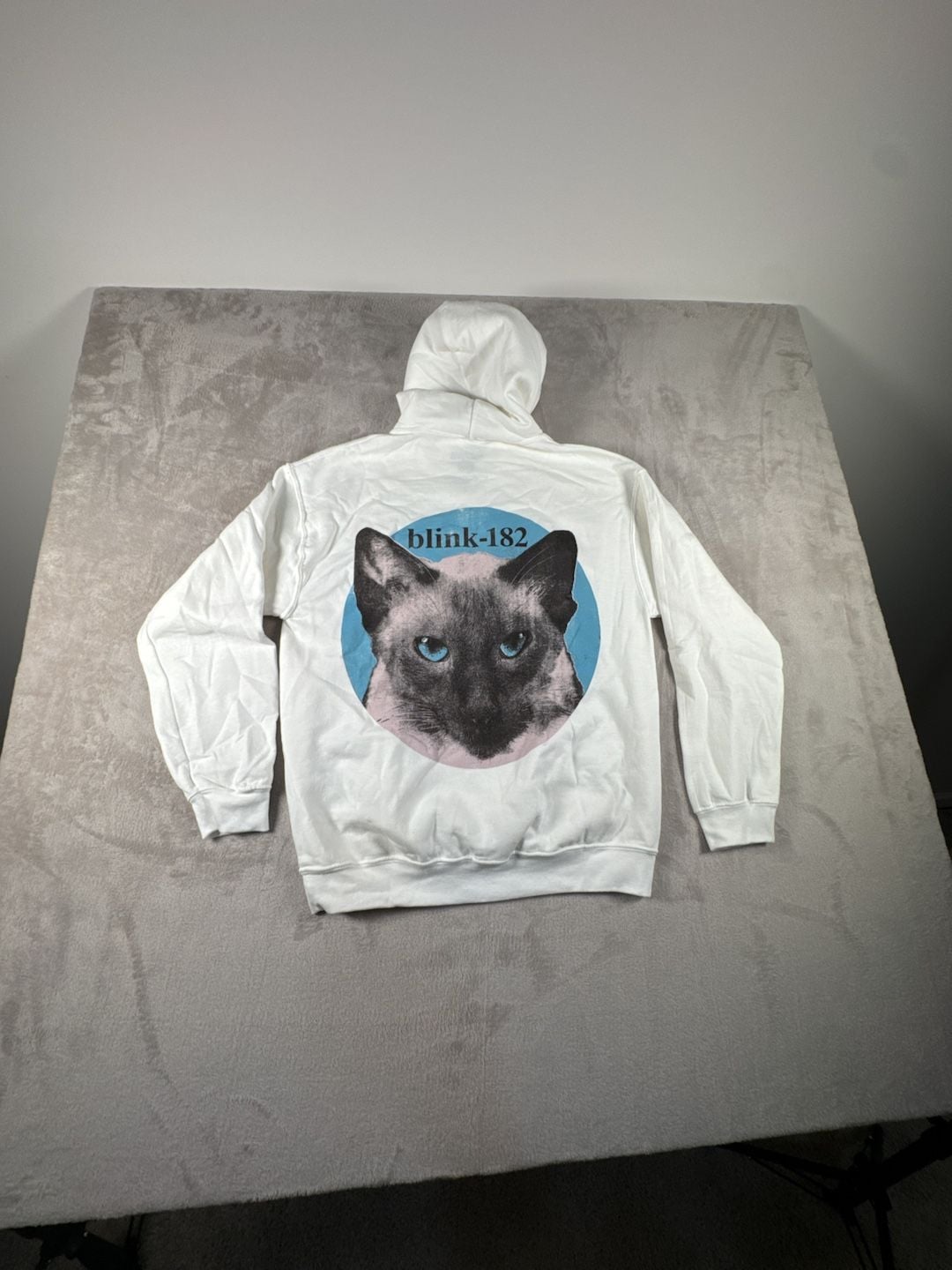 Product thumbnail 4