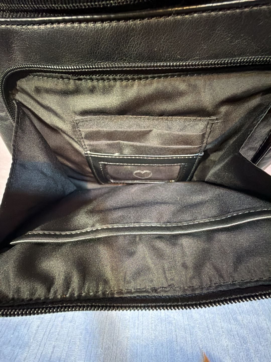 Giani Bernini Black Leather Front Zip Crossbody Bag 3