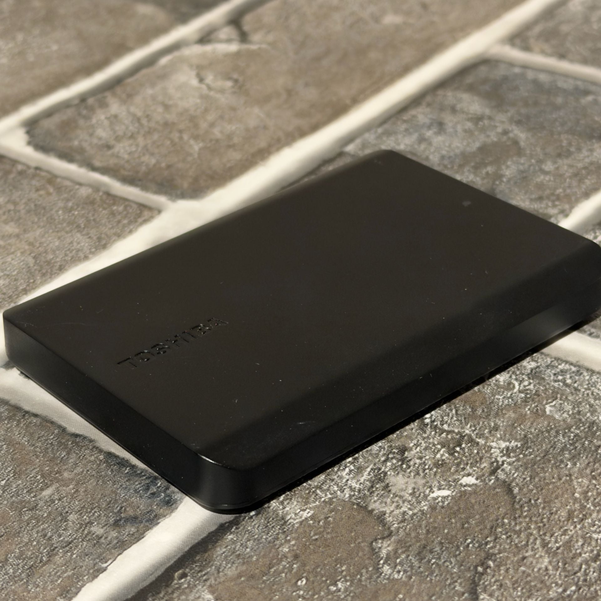 Toshiba Canvio Basics 2TB Portable External Hard Drive Black 5