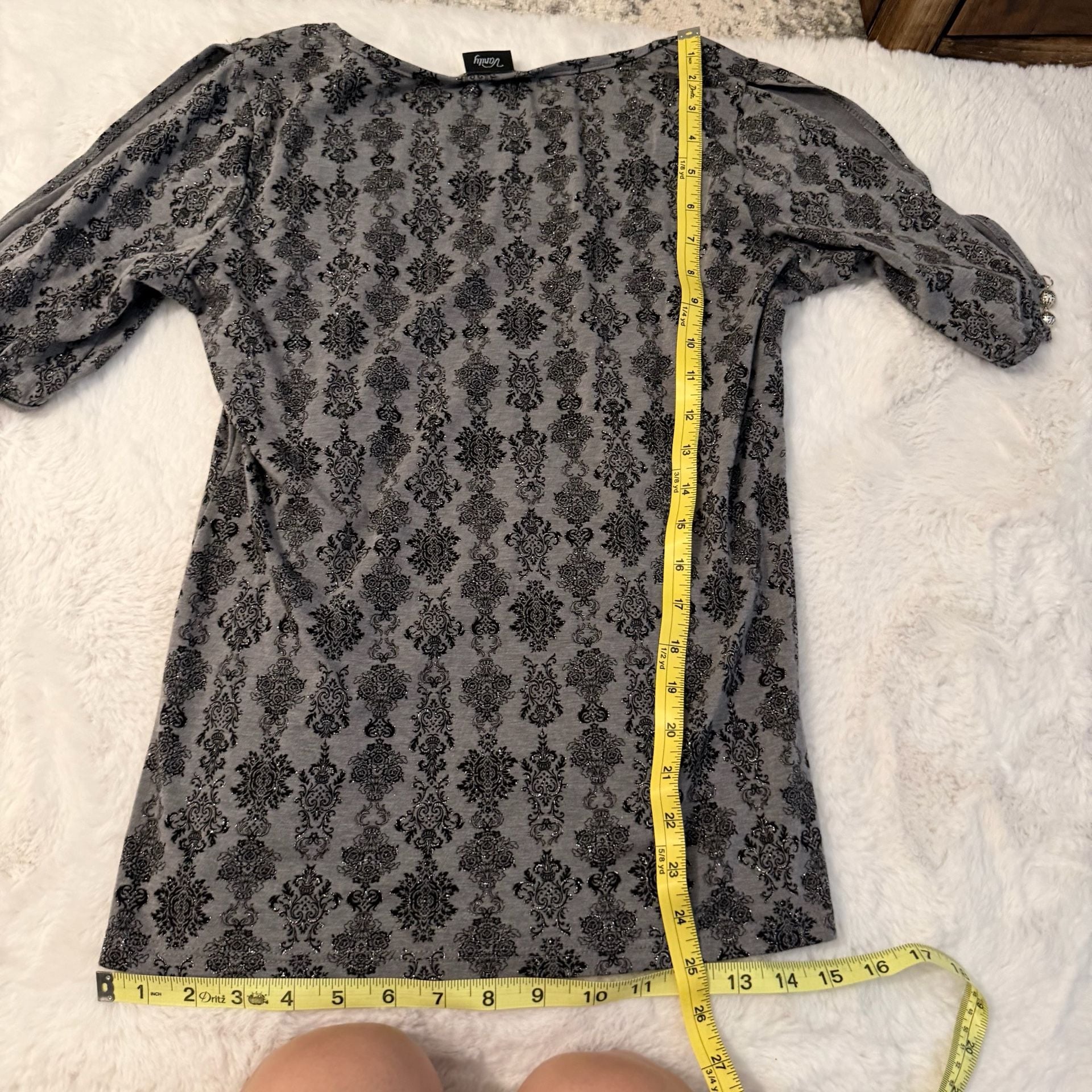Grey Damask Print Cold Shoulder Top 8