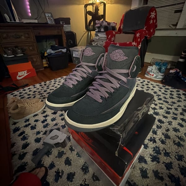 Jordan Air Jordan 2 Retro Off Noir Mauve Sneakers SIZE 6 W
