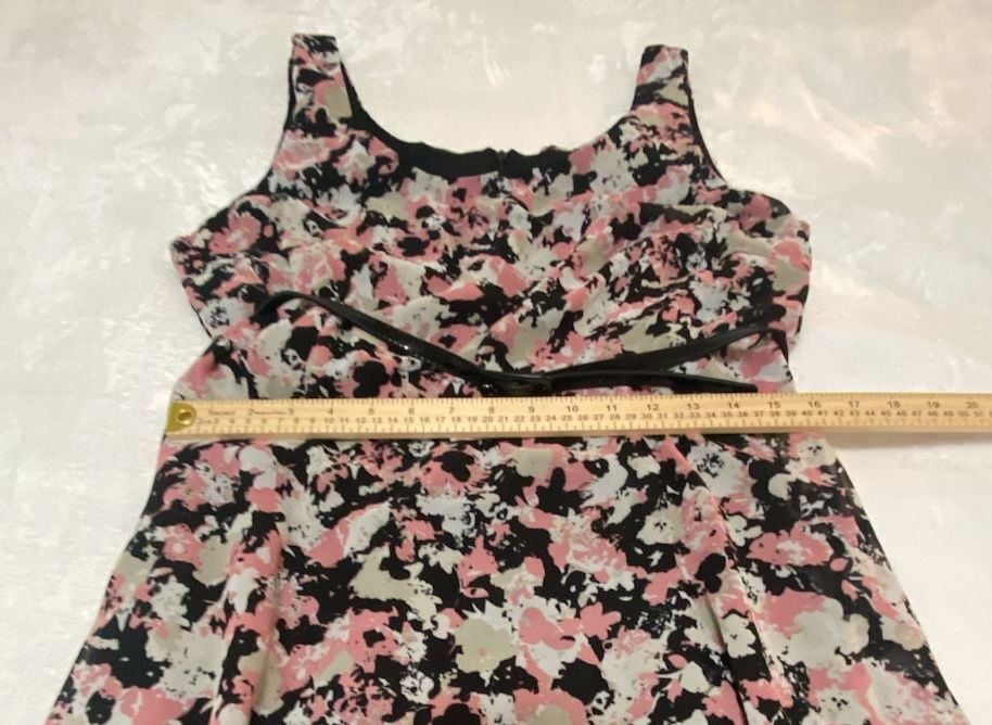 Liz Claiborne Pink Black Floral Print Sleeveless Dress with Belt Size 16 8