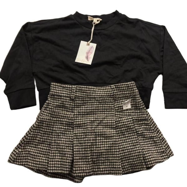 Jessica Simpson Outfit Set 2PC Size 4T Black Houndstooth Skirt Sweatshirt