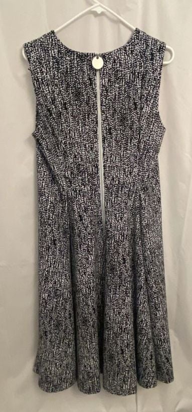 Calvin Klein Black and White Sleeveless Fit and Flare Midi Dress Size 12 4