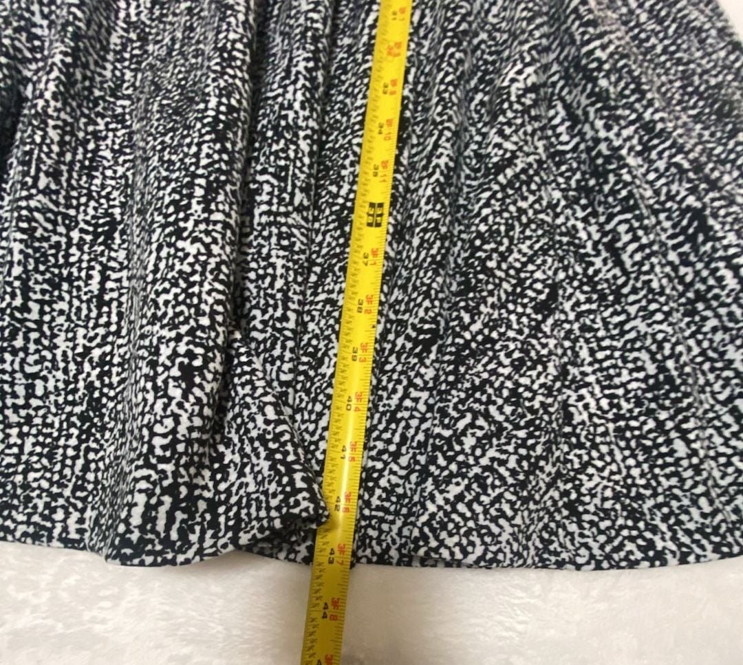 Calvin Klein Black and White Sleeveless Fit and Flare Midi Dress Size 12 11