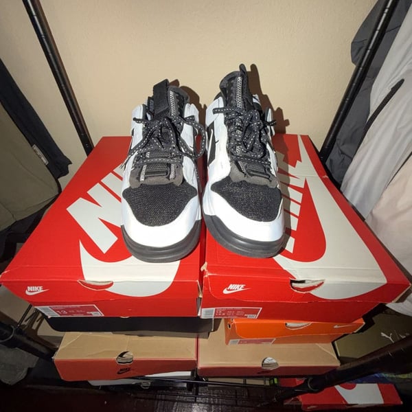 Nike Air Dunk Jumbo Size 13 “Reverse Panda”