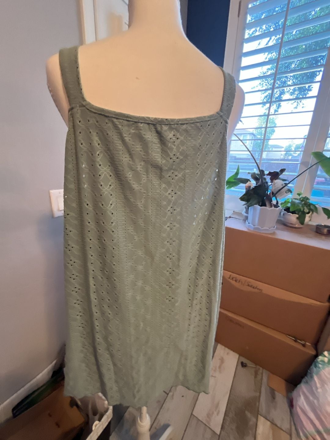 Unbranded Sage Green Eyelet O-Ring Halter Top 7