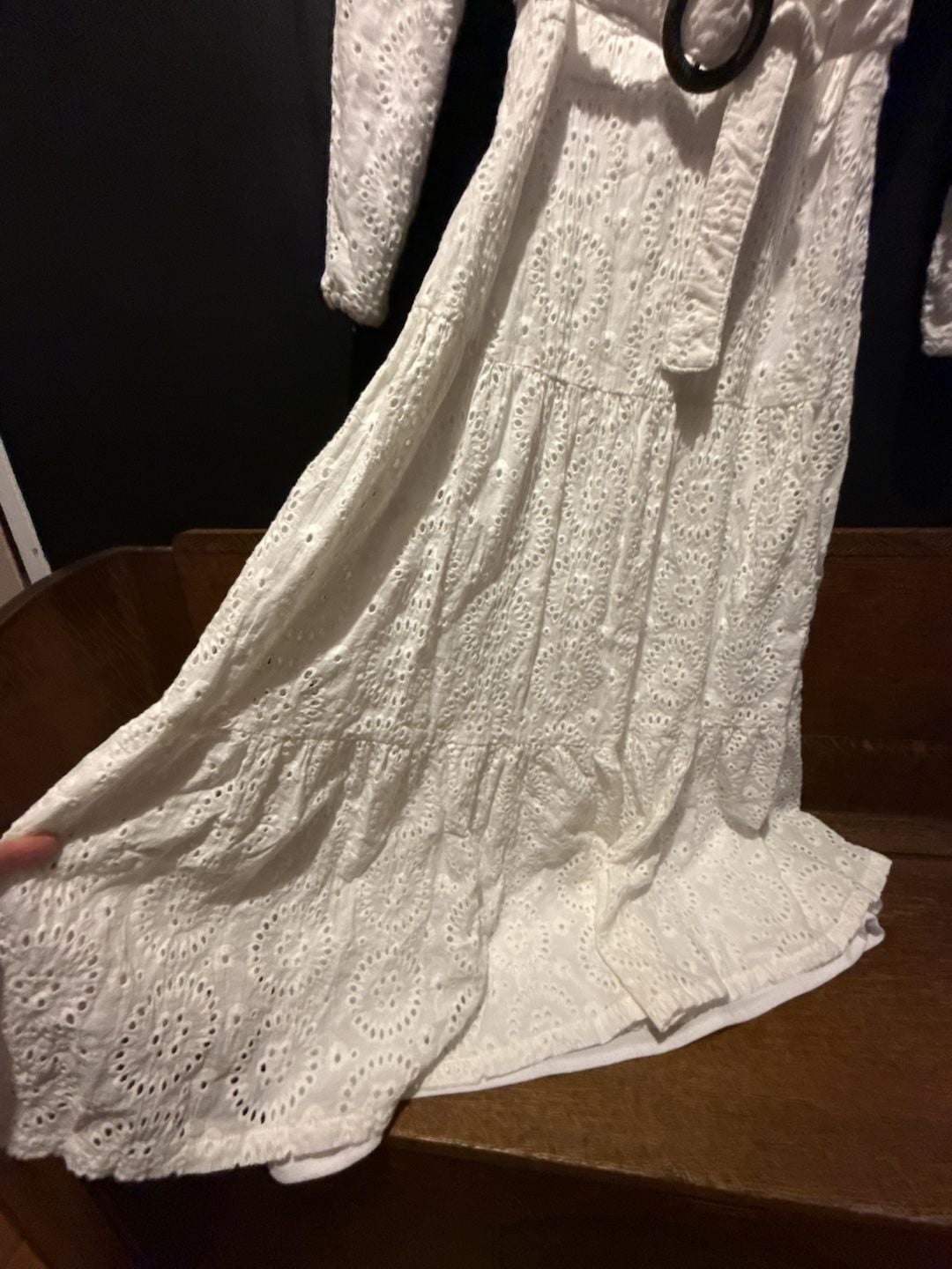 Blanc et Noir Eyelet Maxi Dress Size XS White Long Sleeve Belted 4
