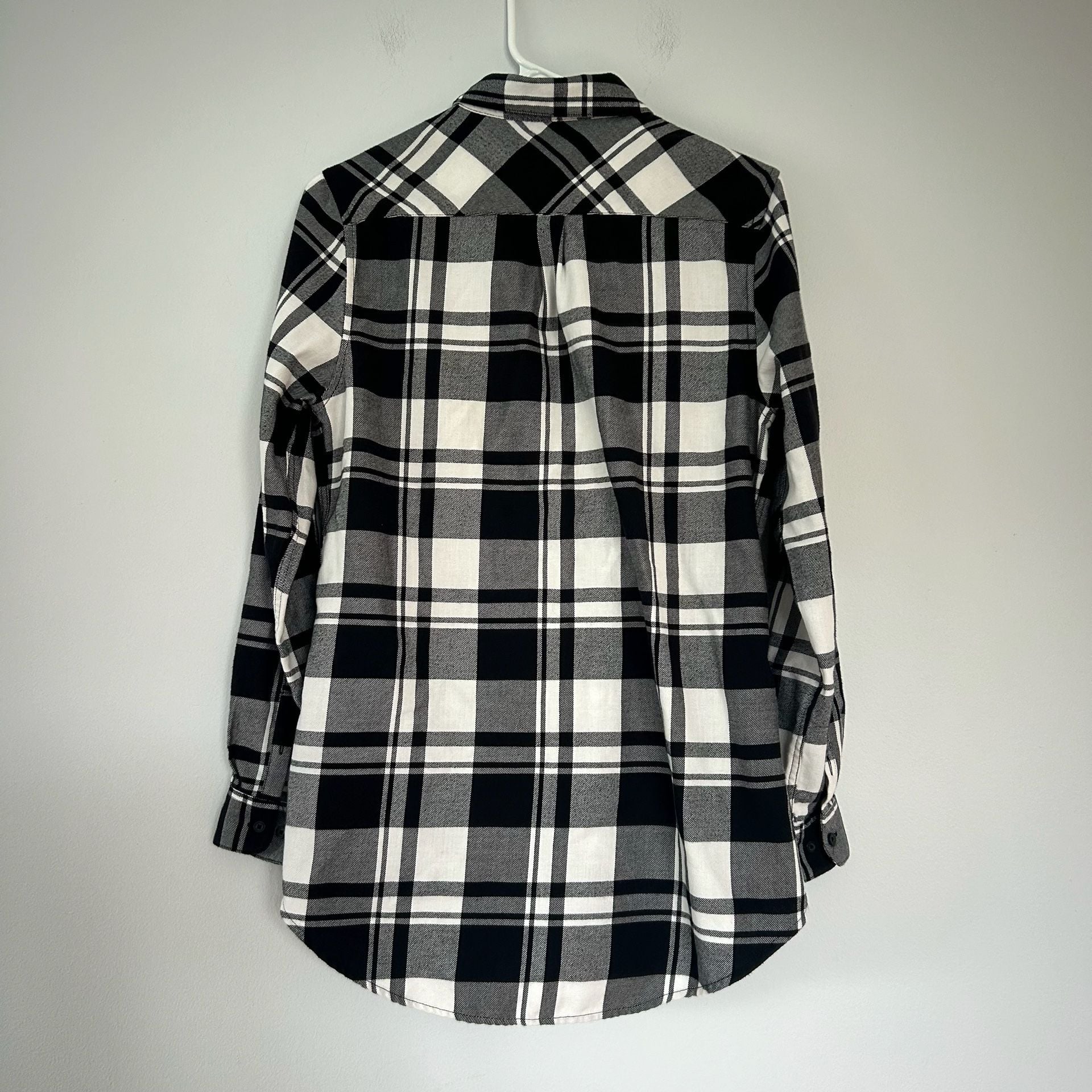 Port Authority Ladies Plaid Flannel Tunic Size S Black White Long Sleeve 6